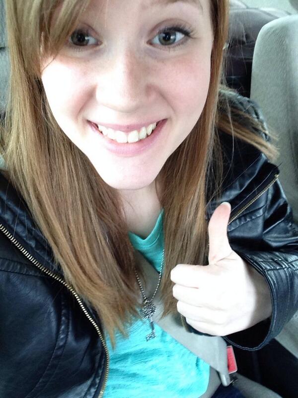 Gods_Girl429's tweet image. On my way to see Collins!!! :D @CollinsKey @KeyperCrew #collinskeythumbsup #collinskeyneonlightstour