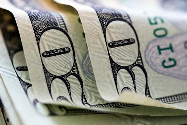 PoppyMom's tweet photo. 7 Tips for Saving on Your Regular Purchases Without Couponing. - Read the post **http://t.co/3Udl3kQgMK**. View imag… http://t.co/9Sz1aLvTEP