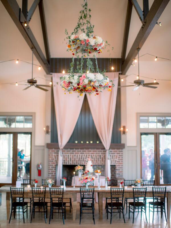 This romantic reception decor is right up our alley: <a href="/TIMWILLphoto/">TIMWILL</a> <a href="/oohevents/">The Art of Creating</a> ruffledblog.com/romantic-south…