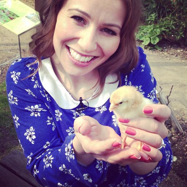 JenPringle5's tweet photo. Another fab day filming at @charltonmanor for #springtimekingdom ๐คLook at the fluffy little chick!! #cute๐ฅ http://t.co/p8kfasQLyO