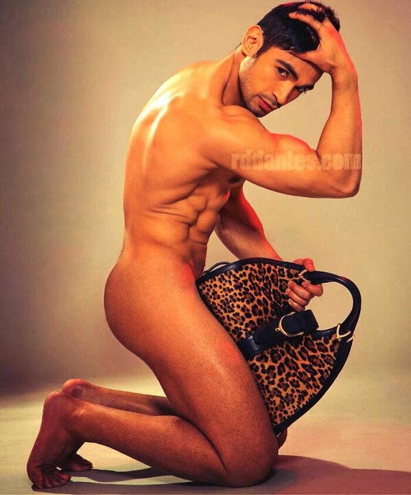 PinoyHunks_'s tweet photo. Carlos Agassi ❤💋💋 http://t.co/SuuNHMv7S1