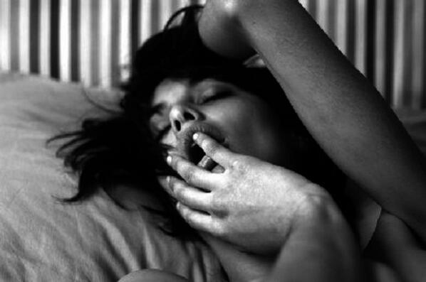 MVSNoticias's tweet photo. Crean #implante capaz de crear un #orgasmo con tan sólo apretar un botón http://t.co/8K88AYvfc5 http://t.co/7pwQEodANx