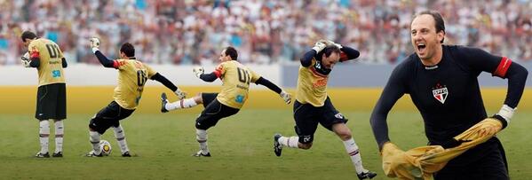 FCRogerioCeni's tweet photo. 3 anos! CEN1TENÁRIO! #ROGER100 #RC100 http://t.co/Cp8eNSaeRv