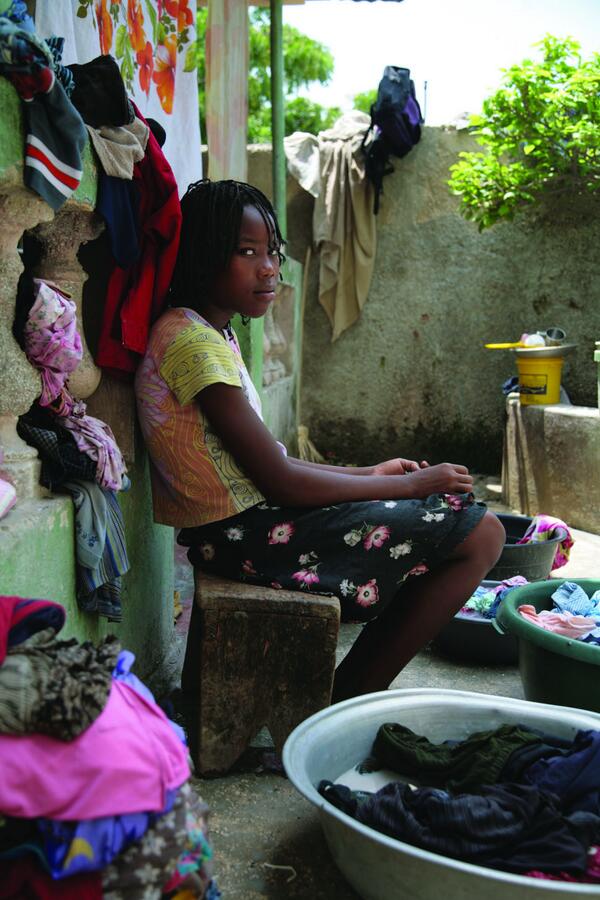 Anti_Slavery's tweet photo. 17.2 million children work as #domesticworkers around the world today. Over 2/3 are girls. RT to show your support http://t.co/cKlcyshj0M