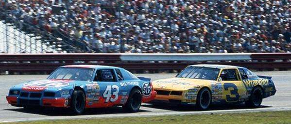 NascarFlashback's tweet image. #throwbackthursday The King and the Intimidator #NASCAR @MartinsvilleSwy