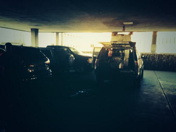 Taking care of the doctors cars at Las Palmas...