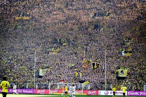 Football Away Days on Twitter: "The Borussia Dortmund Kop, the largest  free-standing grandstand in Europe with a capacity of 25,000. Beautiful.  http://t.co/BRwFgJJ0vq" / Twitter