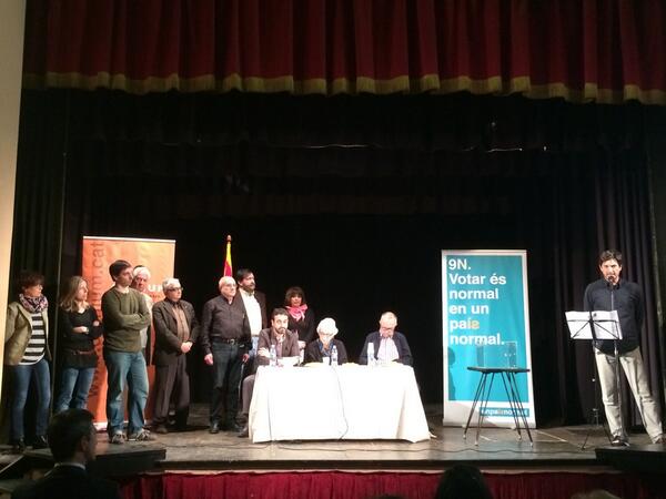 jllbiarnes's tweet photo. Presentació de la candidatura de la regional de @omnium de Sants-Montjuïc. http://t.co/GxLa13B53M