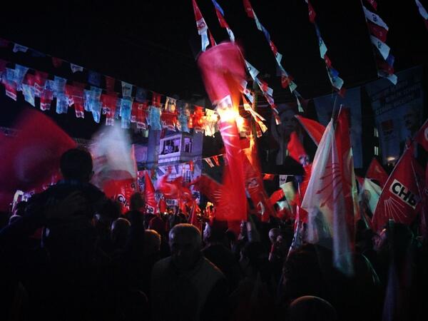 haticee_caan's tweet photo. @Macit_Ozcan sayenizde kısıtlamalardan kurtulup özgürlüğümüze kavuşacağız! Çok güzeldi bugün, helal olsun! http://t.co/z6HeTe4xV5