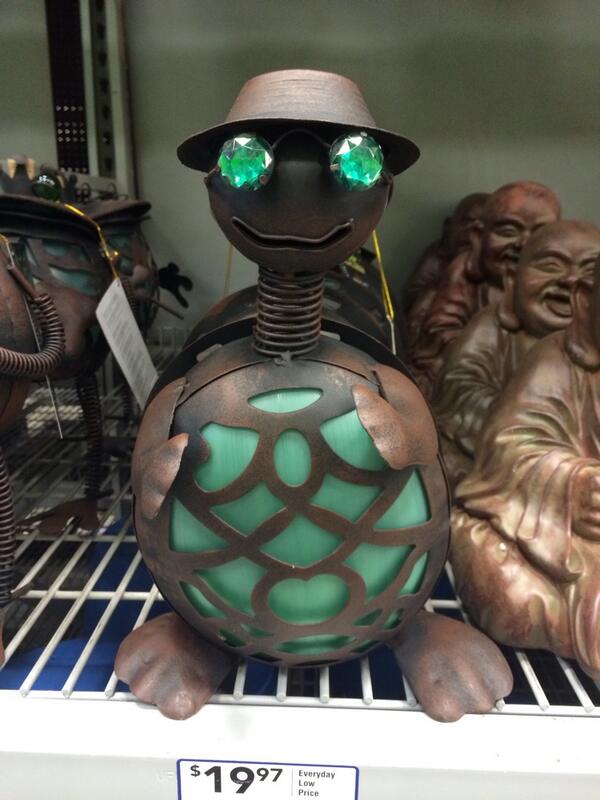 UncleBlazer's tweet photo. I just stopped sellin crack today http://t.co/Wv0Td5tZo8