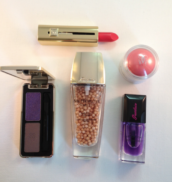 davelackie's tweet image. We draw tomorrow morning for this Guerlain Spring Look collection! To enter, follow @davelackie &amp;amp; RT