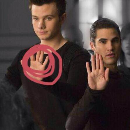 TumblrBrain's tweet image. I see you😍💍