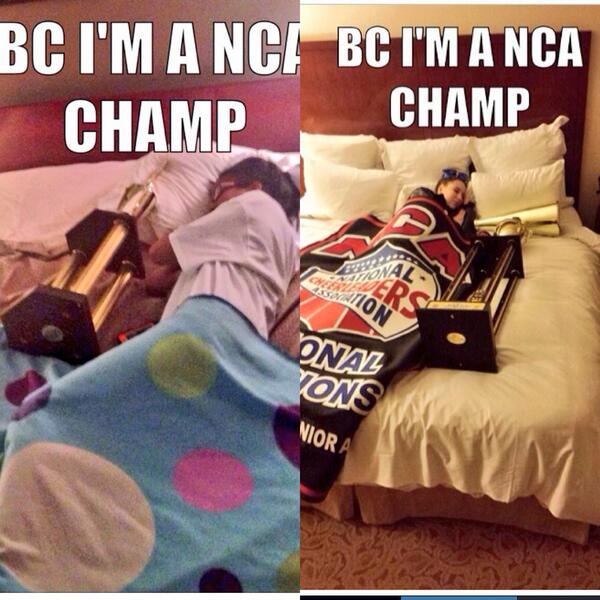 TiffaneBell's tweet image. Who's the better NCA champ?¿ 💚💙#Stringrays #NCAChamp #gRAYt