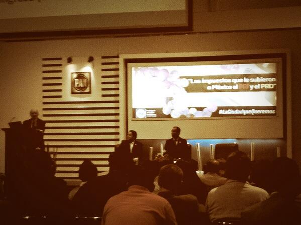 carmengargarcia's tweet image. En el @PANDF escuchando a #LuisPazos explicando como el PRI y el PRD nos subieron los impuestos