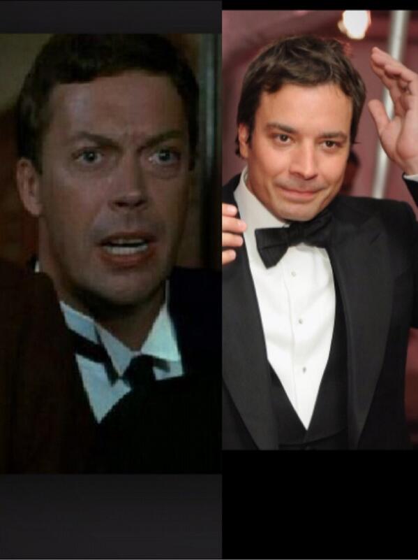 CrystalGate's tweet photo. #FallonTonight twins http://t.co/3FmHePiB2p