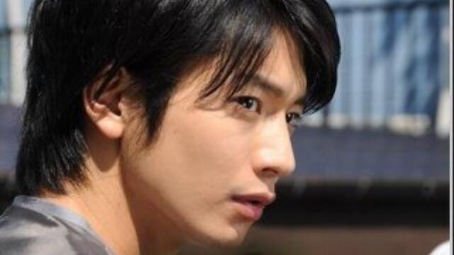 横顔フェチ 向井理の横顔 T Co 7xtappiivw Twitter