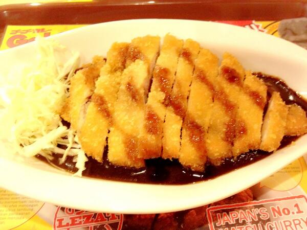 RT <a href="/ruby_adeline/">Ruby Adeline♥</a>: Lunch <a href="/GOGOCURRYID/">GO!GO!CURRY</a> ☺️☺️☺️