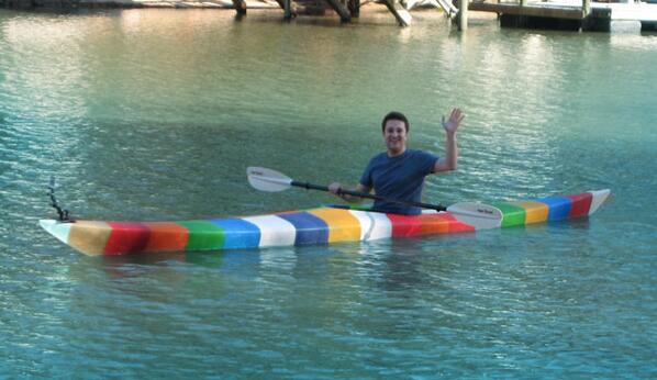 kultt_fr's tweet photo. Sinon, on peut fabriquer son Kayak avec une imprimante 3D http://t.co/232m90un70 http://t.co/vzk8rGZzwk