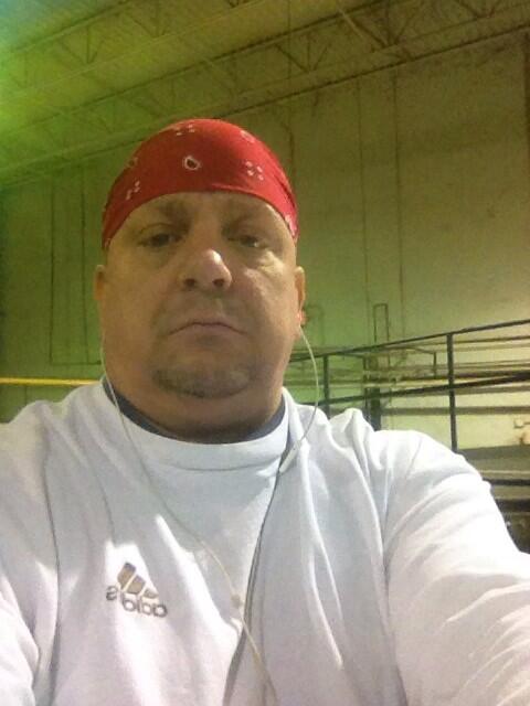 jeffthro's tweet photo. 12 hour shifts in full effect http://t.co/g4GmHXz8RZ