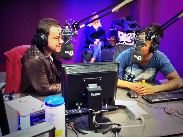 R1Breakfast's tweet image. We've just surprised @dev_101 with the legend that is @MrDDyer!