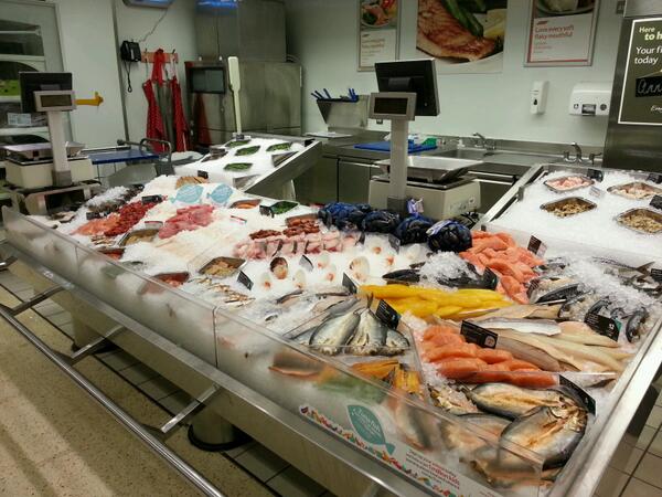 Strong Fish counter this morning by Annie, ready for Farm to Fork! <a href="/berniiiii/">Berni</a> <a href="/Bevjean41/">Beverley Finnigan</a> <a href="/madcantona/">Michael A Davies</a> <a href="/daweezee/">Louise O'Brien</a>