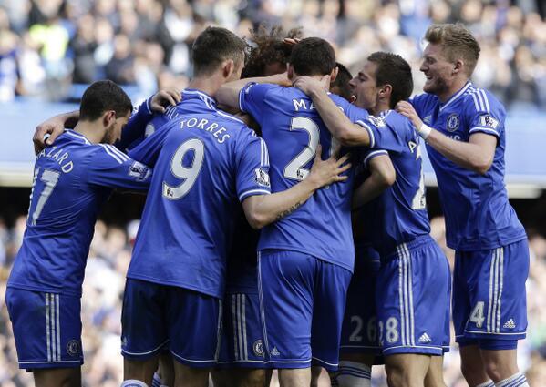 ChelseaFC's tweet photo. Our 6-0 win against Arsenal brought the LMA Performance of the Week Award... http://t.co/X15IQAVMBA #CFC http://t.co/f4zuYLkceU