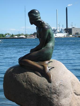 techwiz_beth's tweet image. Very excited about going to Copenhagen for #ISS2014 soon! Might go and see the Little Mermaid whilst there.