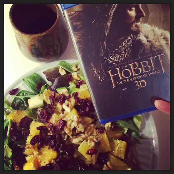 caseylwagner's tweet photo. Date night with myself❤️☀️#thehobbit #wine #friday #salad #vegetarian http://t.co/9SIiZp1AP6