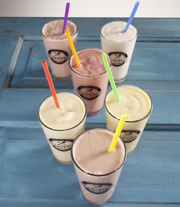 ScootersWalnut's tweet image. Who's loving this beautiful weather? What are you sippin' on today?