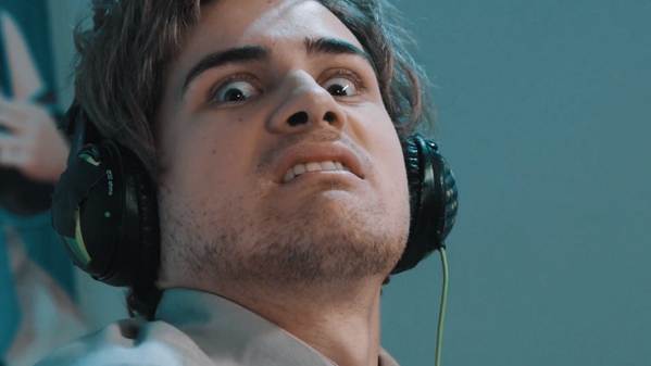 hellyeahsmosh's tweet photo. anthony x pewds.... damn ♥ :'D http://t.co/8yKHzwUTKs