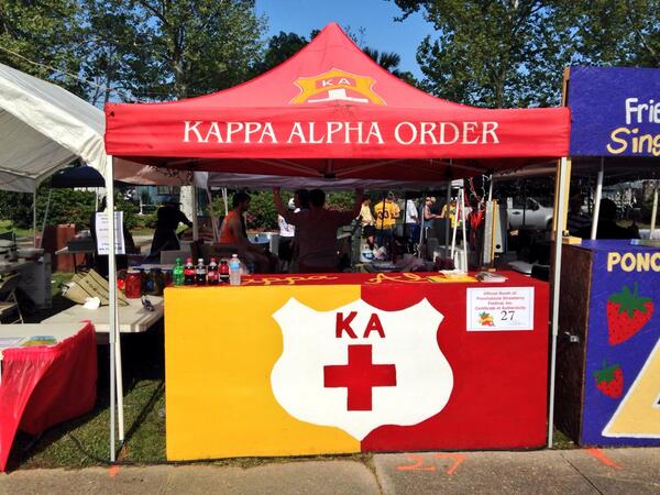 SELU_KA's tweet photo. Everyone come out and support KA at the Strawberry Festival right down the road in Ponchatoula! #ForTheOrder http://t.co/BoXgFMeVfp