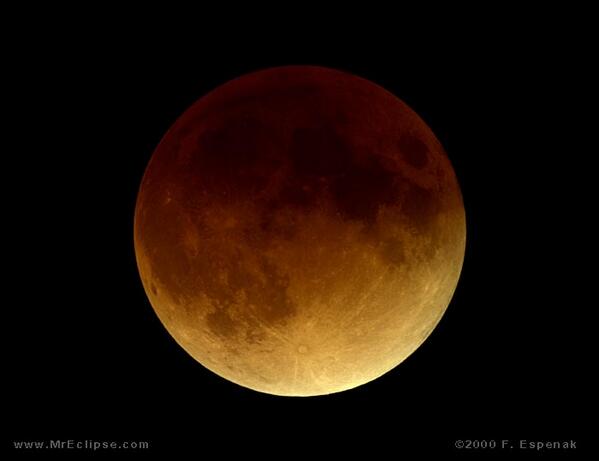 NASA's tweet photo. A total lunar #eclipse visible from N. America begins April 15 at ~2am ET! Stay up with us: http://t.co/cJCfuaeXwM  http://t.co/LGyysbKMAm