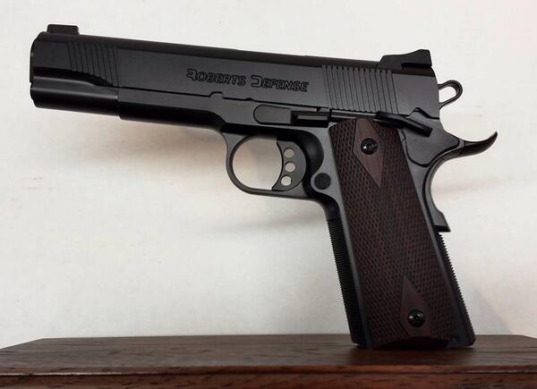 RobertsDefense's tweet photo. New custom built Super Grade with our new Blackout package! http://t.co/UAXO9N3nuZ