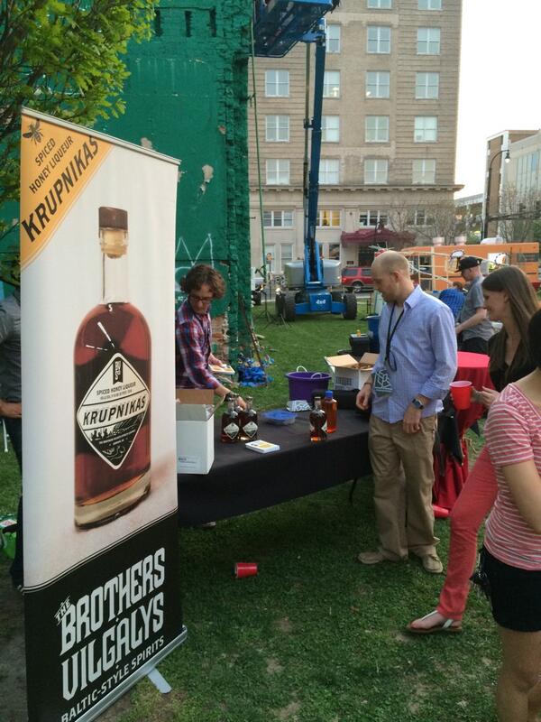 PARADOXOS tweet media