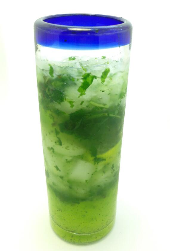 farmmarkethome's tweet photo. The perfect Island Spring Cocktail! Mint Mojito w/homemade simple syrup- Cheers! http://t.co/YGL3dkmrSg #foodblog #TX http://t.co/1zSEjNpph9