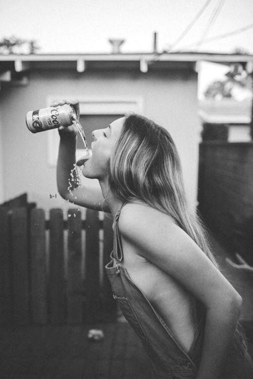Now that's my kinda chick.