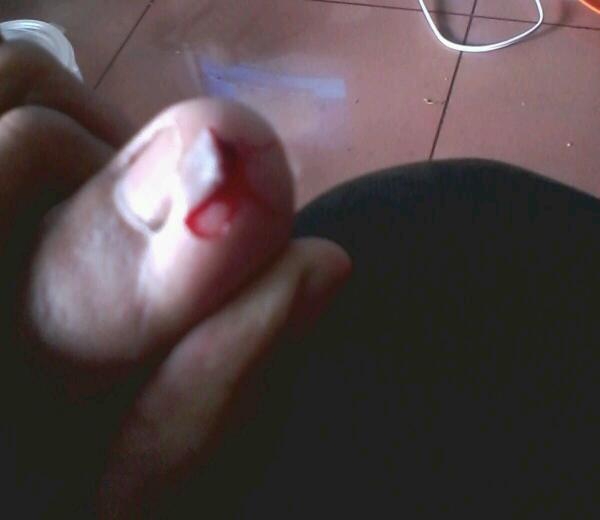 ajibewe's tweet photo. Anjriit jempol gw :&amp; http://t.co/eWN6pZKRHs