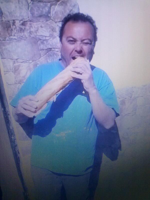 CeliaPaMa's tweet photo. #NombresDeGruposDeWhatsApp Ma shico unarmeja @palomopueblo @caku_91 @Carmen_Briales @Ro09malaga http://t.co/iiHZK8f1tb