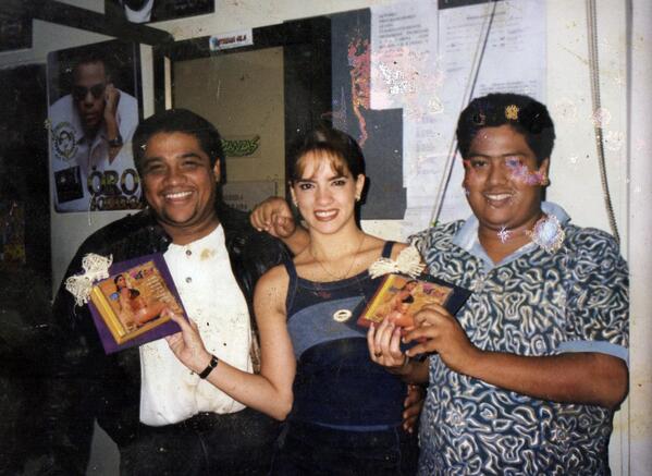 danielf_herrera's tweet photo. Mi papá @chicogood60 en su época por Radio Estrella junto a @Gabypazmino ! http://t.co/U22359l6S7