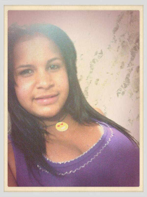 SimpliV's tweet image. via pizap.com