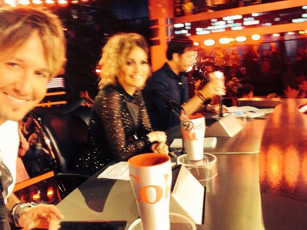 KeithUrban's tweet image. West Coast!! Are you ready for #Totally80s night on @AmericanIdol? #idolKU