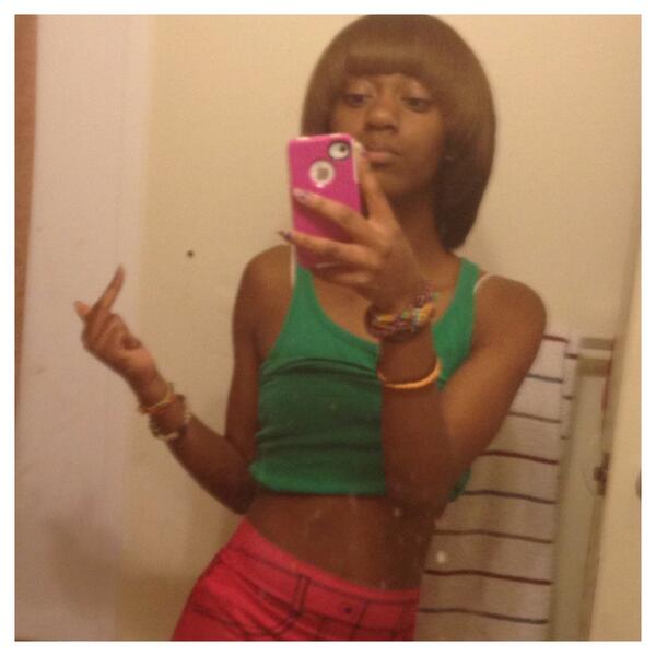 LittleAmaris's tweet photo. Fuck u http://t.co/bGusGXUbu3