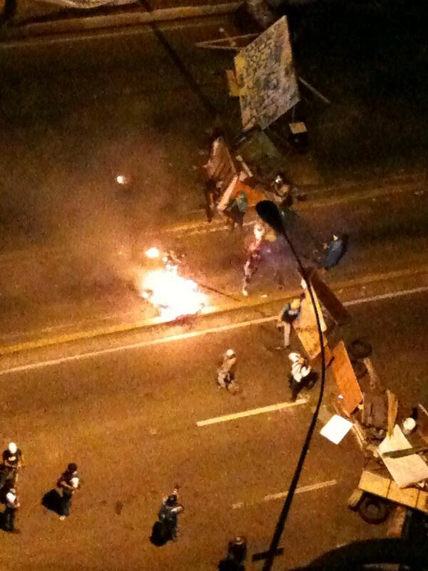 El_Chispudo's tweet photo. 7:55 Pm Fuego en #9A #Caurimare #Cafetal #SantaPaula #SantaSofia #SanLuis http://t.co/ALFHNg1z45