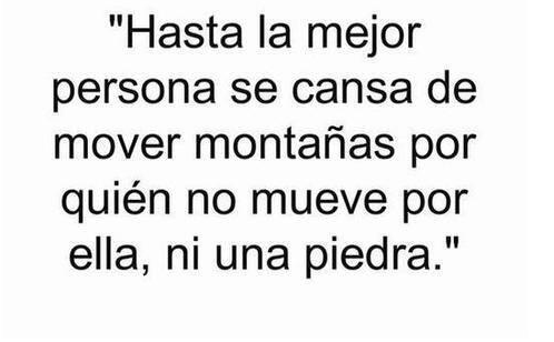 Reflejo_deLuna's tweet photo. LA NOBLEZA,JAMAS DEBE CONFUNDIRSE CON DEBILIDAD,AL CONTRARIO,EN ELLA RADICA LA SABIDURIA PARA SABER CUANDO RETROCEDER http://t.co/kWmCuEPxkx