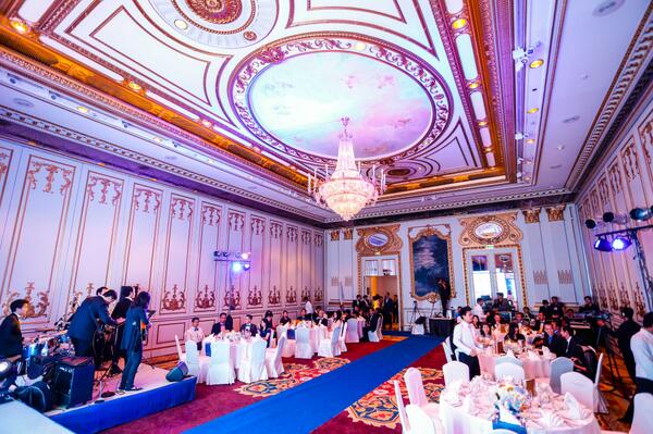 KnaufID's tweet photo. Foto kemeriahan Knauf distributor gathering di Bangkok, bulan Maret kemarin :) http://t.co/Afy5Z1bRcS