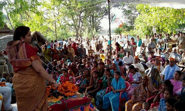 Smriti4Amethi tweet media