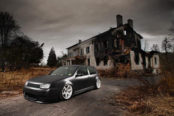 RotaWheelsUk's tweet photo. Matte Black Mk4 sitting pretty on 18in VW-fitment #RotaGridDrifts. http://t.co/TdlxJ05OE2