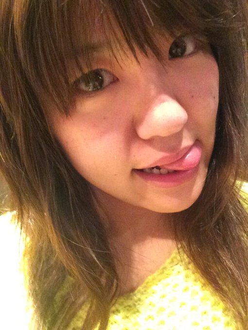 ぺろ〜ん(((o(*ﾟ▽ﾟ*)o))) http://t.co/GN6AaCNbwB