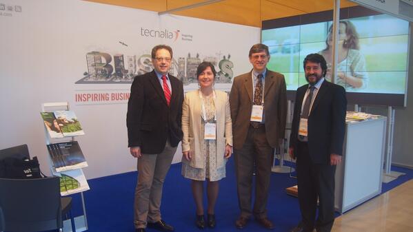 tecnalia's tweet image. From L to R; Jesús López de Ipiña, Ane Irazustabarrena, Lorenzo Vallés &amp;amp; Jon Aguirre. 2nd day at #IndTech2014