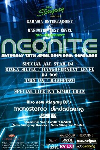 Saturday 12 April 2014 at <a href="/newstingrayclub/">newstingrayclubjkt</a> with <a href="/jupiter40cmo/">jupiter_fortissimo</a> <a href="/joejirapolseth/">jirapolseth joe</a> <a href="/RizkaAyuSilvia1/">Rizka Ayu Silvia</a> @AminDN <a href="/Gorgeouz_Kim/">Kimmi Chan 🎤</a>